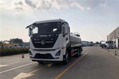東風天龍后八輪20噸噴霧車，國六綠化噴灑車